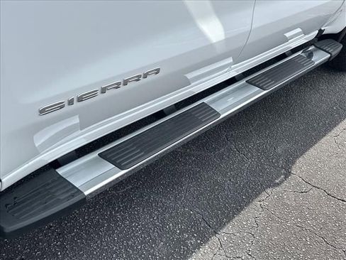 New 2026 GMC Sierra 1500 SLT AWD/4WD image 19