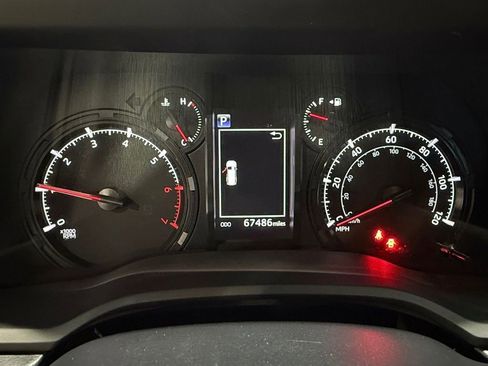 Used 2022 Toyota 4Runner SR5 image 26