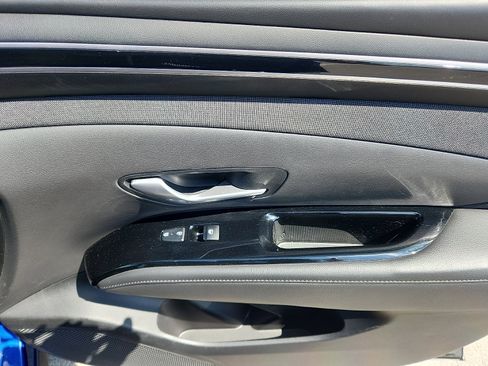 Certified 2023 Hyundai Tucson Limited AWD/4WD image 35