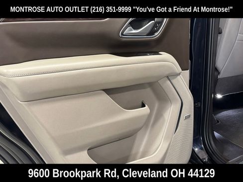 Used 2022 Chevrolet Tahoe Z71 w/ Z71 Off-Road Package AWD/4WD image 30