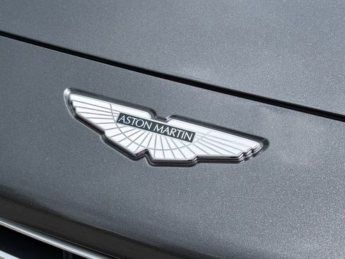 Used 2021 Aston Martin DBX AWD/4WD image 39