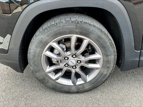 Used 2024 GMC Terrain SLT AWD/4WD image 6