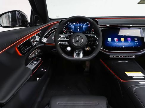 New 2026 Mercedes-Benz E 53 AMG e 4MATIC Sedan image 13