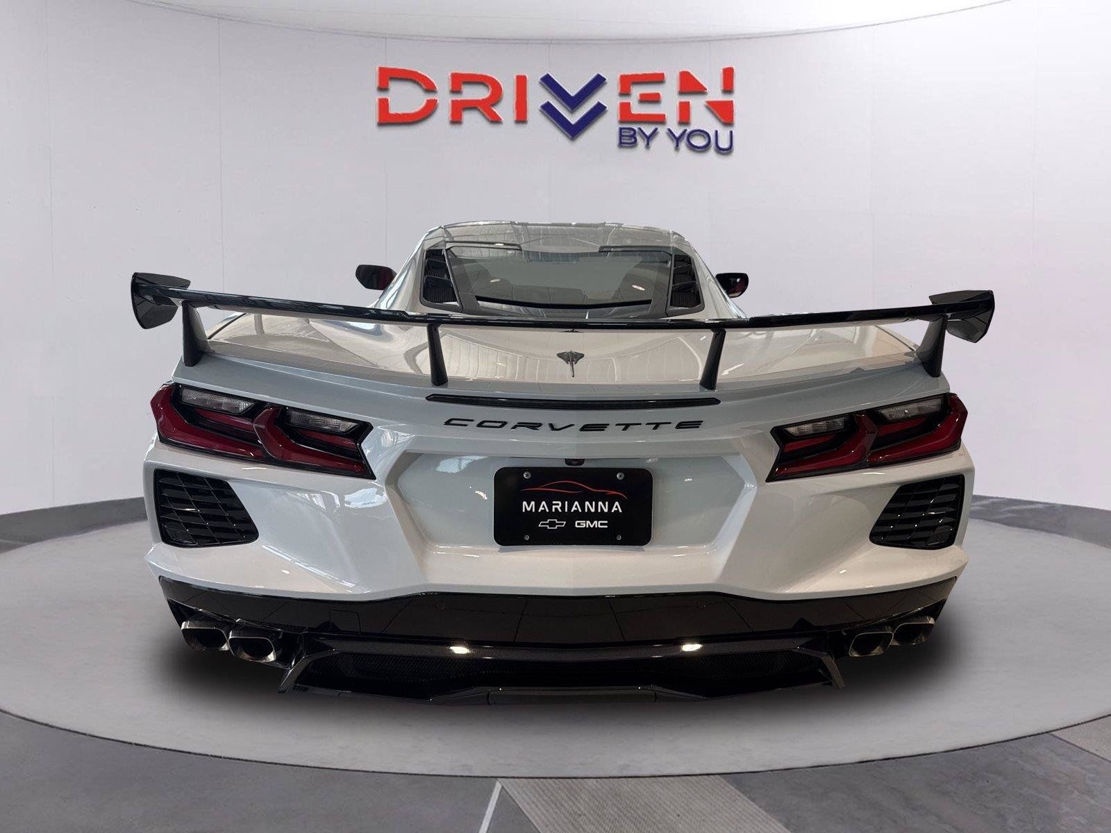 Used 2023 Chevrolet Corvette Stingray Coupe w/ Z51 Performance Package RWD image 4