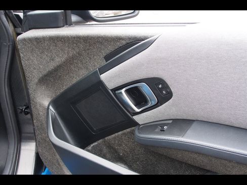 Used 2017 BMW i3 w/ Range Extender image 15
