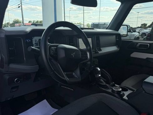 Certified 2022 Ford Bronco Big Bend w/ Sasquatch Package AWD/4WD image 12