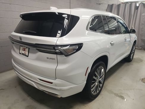New 2026 Buick Enclave Avenir w/ Super Cruise Package FWD image 2