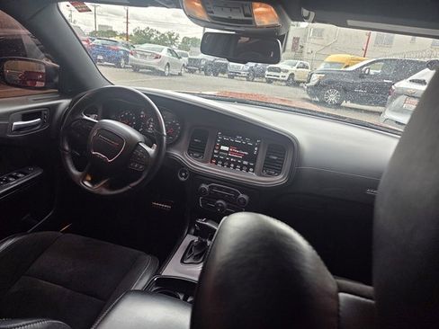 Used 2023 Dodge Charger R/T w/ Plus Group RWD image 5