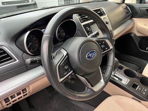 Used 2019 Subaru Outback 2.5i Premium image 25