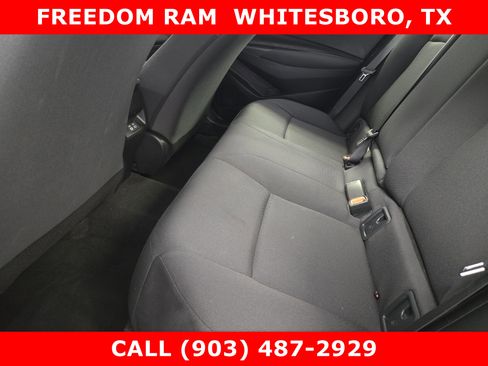 Used 2025 Toyota Corolla LE image 19