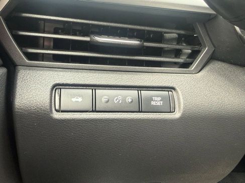 Used 2022 Nissan Altima 2.5 SV FWD image 16