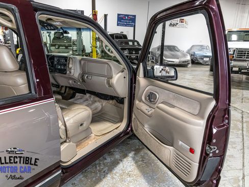 Used 1997 Chevrolet Suburban 2WD w/ Preferred Equipment Group 3 image 80