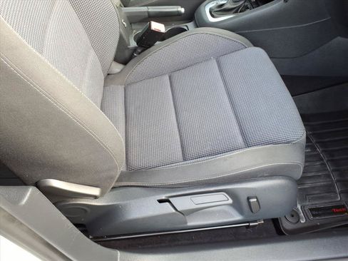 Used 2014 Volkswagen Golf TDI FWD image 17