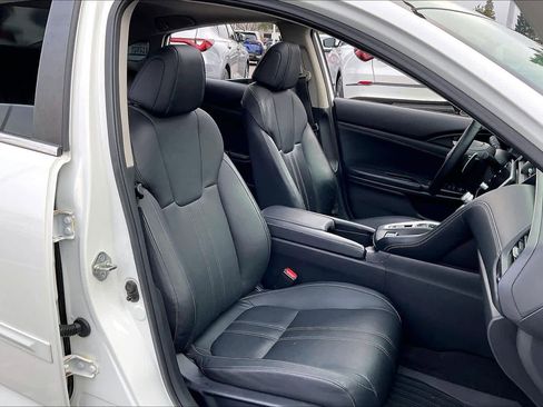 Used 2019 Honda Insight Touring image 10