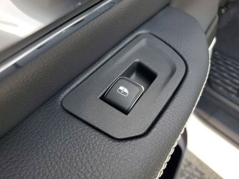 New 2026 RAM 1500 Laramie image 17