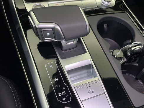 New 2026 Audi Q8 Premium Plus image 33