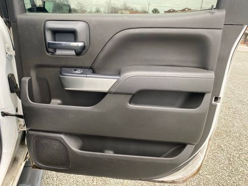 Used 2018 Chevrolet Silverado 1500 LT w/ All Star Edition image 18