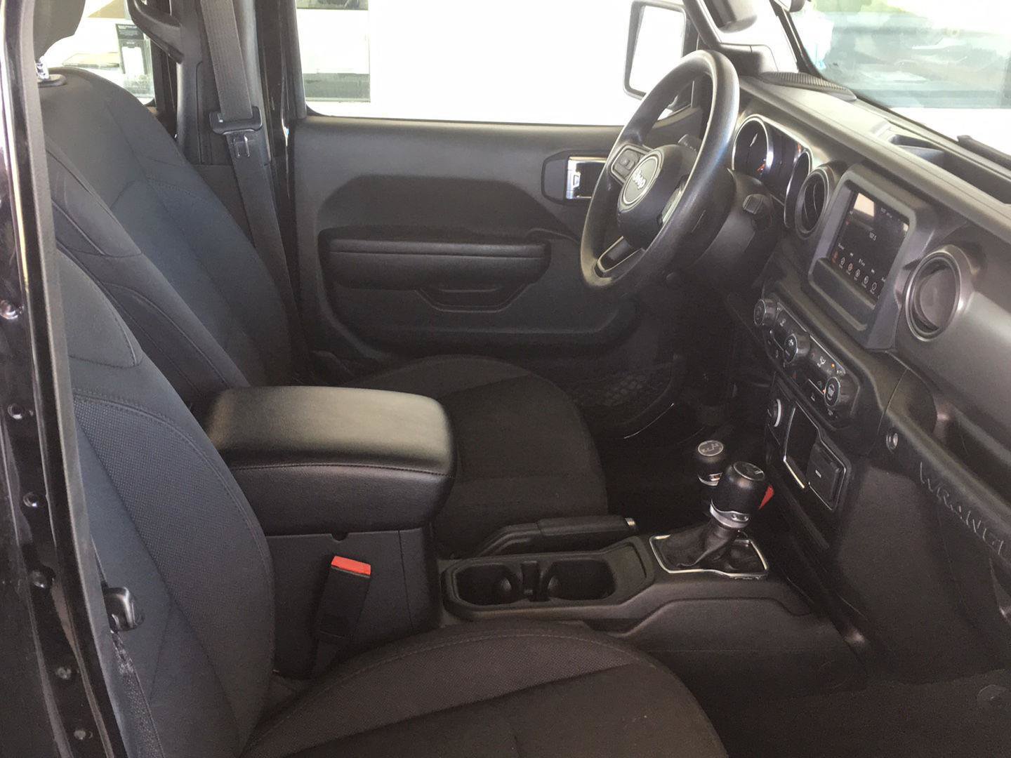 Used 2023 Jeep Wrangler Unlimited Sport AWD/4WD image 32