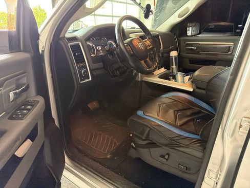 Used 2017 RAM 1500 Big Horn AWD/4WD image 5