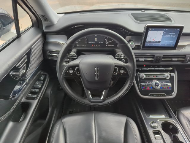 Used 2021 Lincoln Corsair AWD w/ Equipment Group 101A image 33