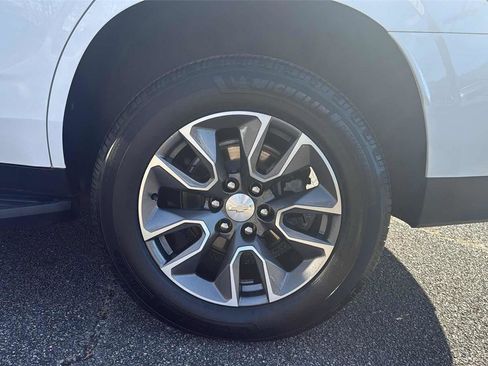 Used 2023 Chevrolet Tahoe LS image 29