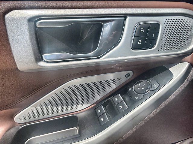 Used 2022 Ford Explorer King Ranch w/ Technology Package AWD/4WD image 22