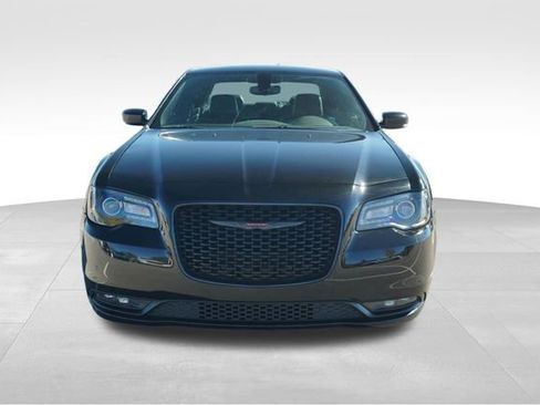 Used 2023 Chrysler 300 S image 2