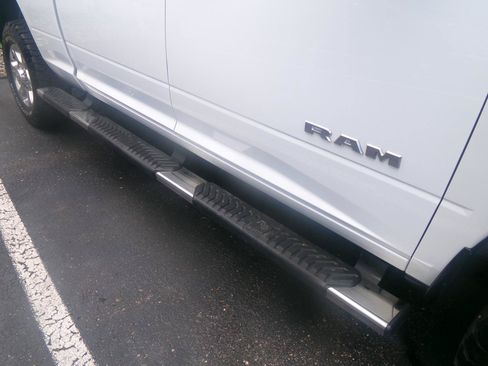 Used 2023 RAM 2500 Big Horn w/ Safety Group AWD/4WD image 50