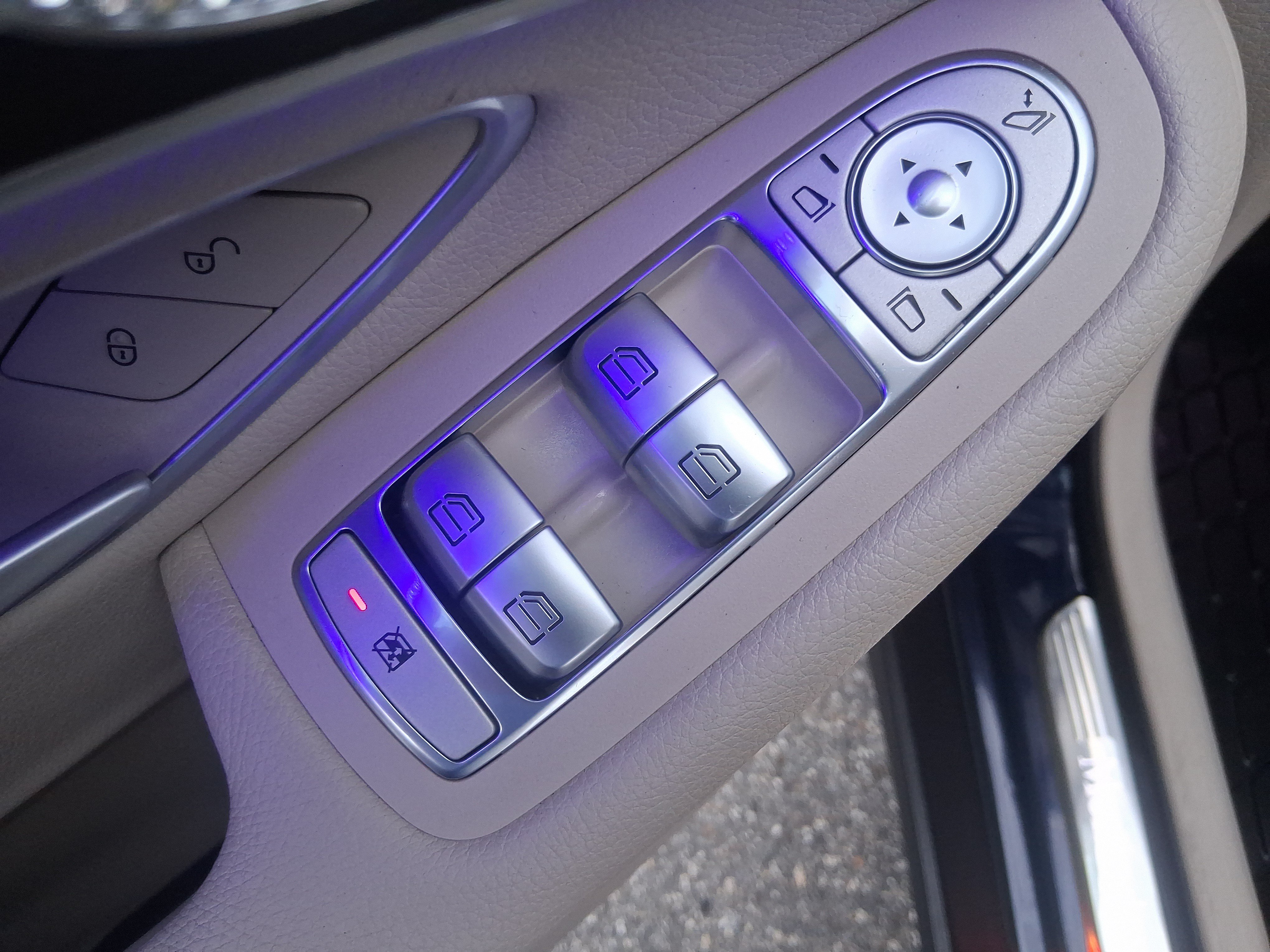 Used 2022 Mercedes-Benz GLC 300 4MATIC image 20