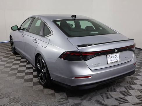 Used 2025 Honda Accord Sport image 6