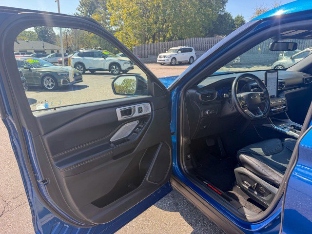 Used 2020 Ford Explorer ST w/ ST Street Pack AWD/4WD image 17