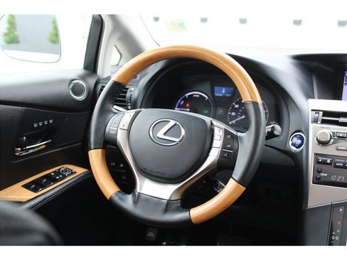 Used 2015 Lexus RX 450h AWD image 26