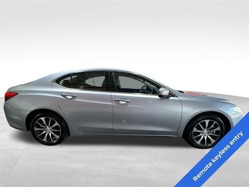 Used 2016 Acura TLX FWD image 4