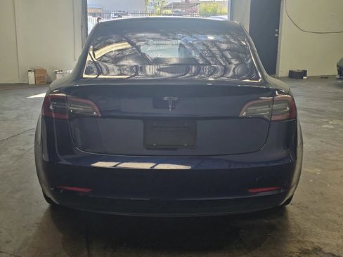 Used 2020 Tesla Model 3 Standard Range Plus image 3