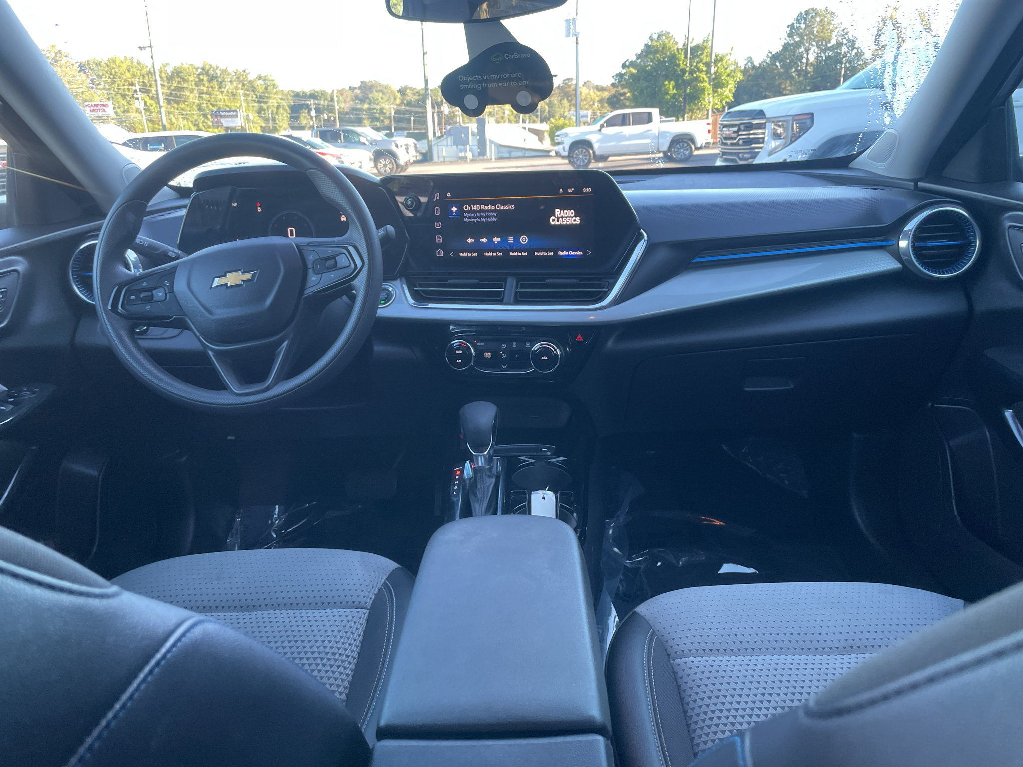 Certified 2025 Chevrolet Trax LT FWD image 15