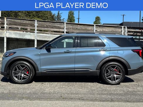 Used 2026 Ford Explorer ST w/ Sun And Sound Package AWD/4WD image 8