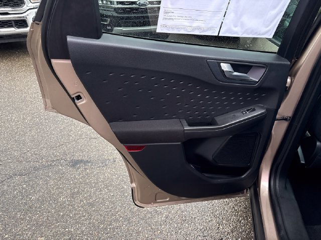 Used 2020 Ford Escape SE AWD/4WD image 19