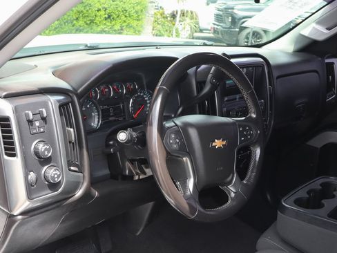 Used 2018 Chevrolet Silverado 1500 LT w/ All Star Edition AWD/4WD image 21