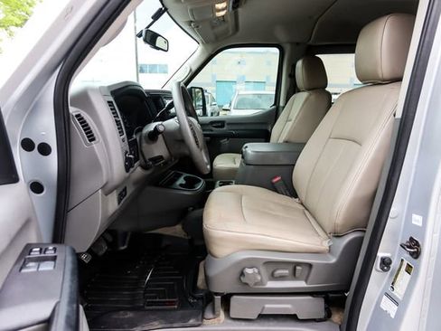 Used 2016 Nissan NV 3500 SL RWD image 20