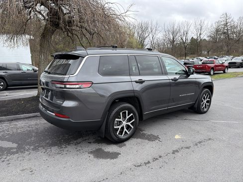 Used 2025 Jeep Grand Cherokee L Limited w/ Trailer Tow Package AWD/4WD image 3