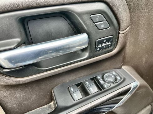 Certified 2021 Chevrolet Silverado 3500 LTZ AWD/4WD image 22