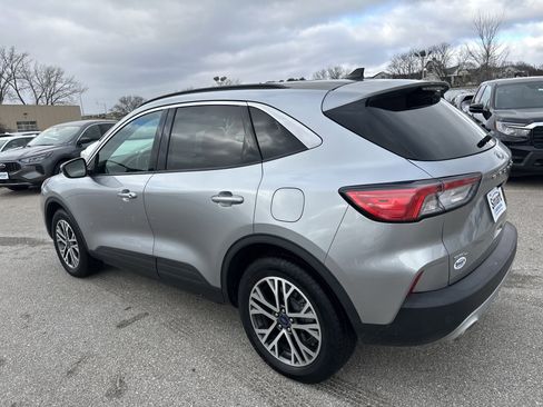 Used 2022 Ford Escape SEL image 7