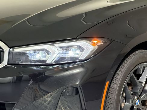 Used 2025 BMW 330i Sedan RWD image 12