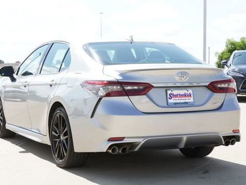 Used 2024 Toyota Camry XSE FWD image 7