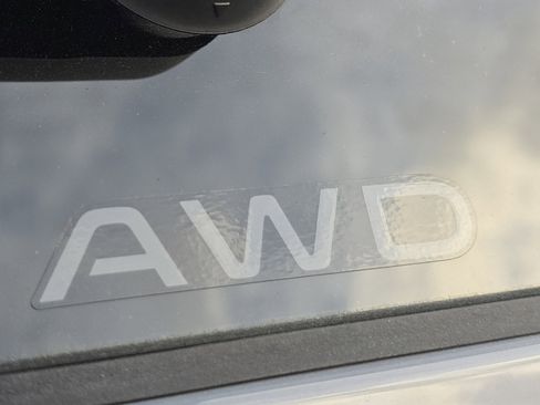 Used 2024 Honda CR-V EX-L image 16