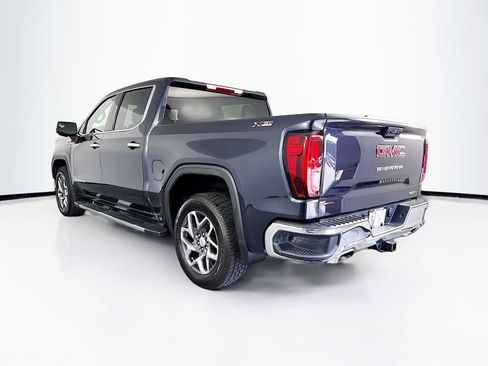Used 2023 GMC Sierra 1500 SLT w/ SLT Premium Package AWD/4WD image 6