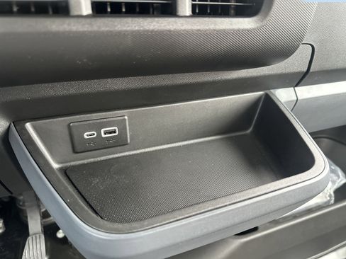 New 2025 Chevrolet Brightdrop 600 image 9