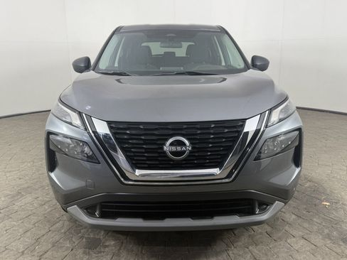 Used 2023 Nissan Rogue S FWD image 2