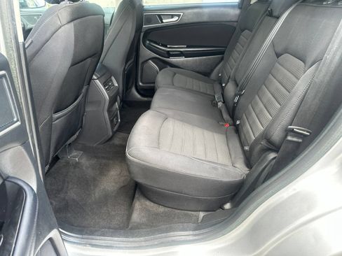 Used 2018 Ford Edge SEL AWD/4WD image 11