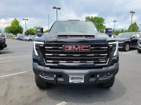 New 2025 GMC Sierra 2500 AT4X w/ AT4X AEV Edition image 5